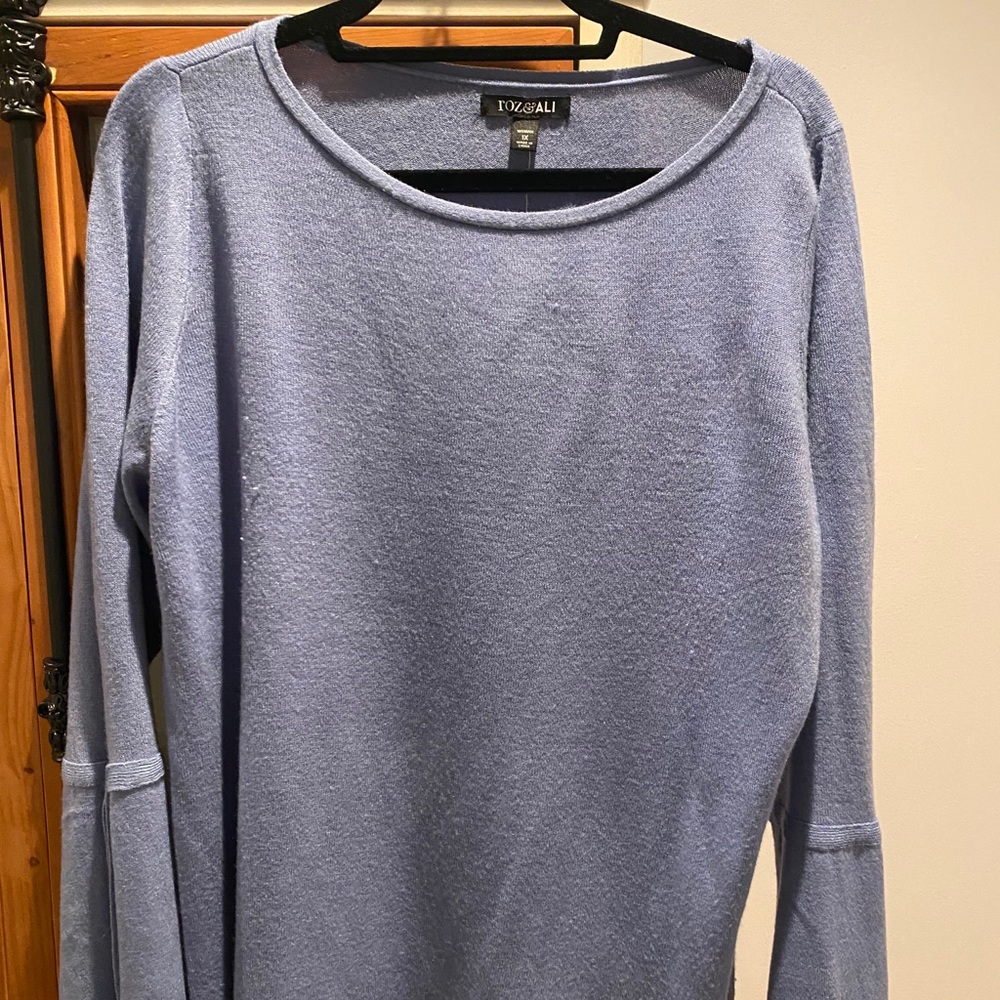 Roz & Ali sweater new never been worn